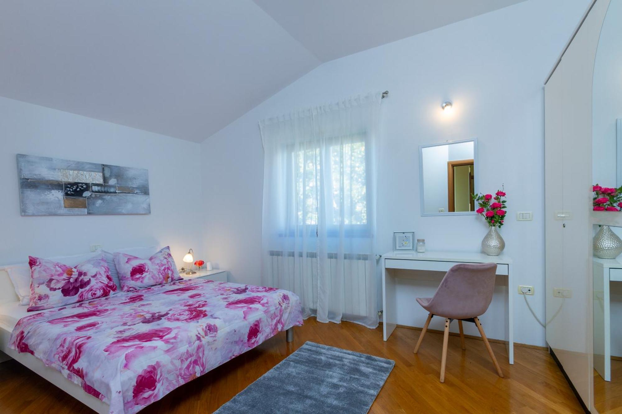Apartman Mirjan Pula Exterior foto