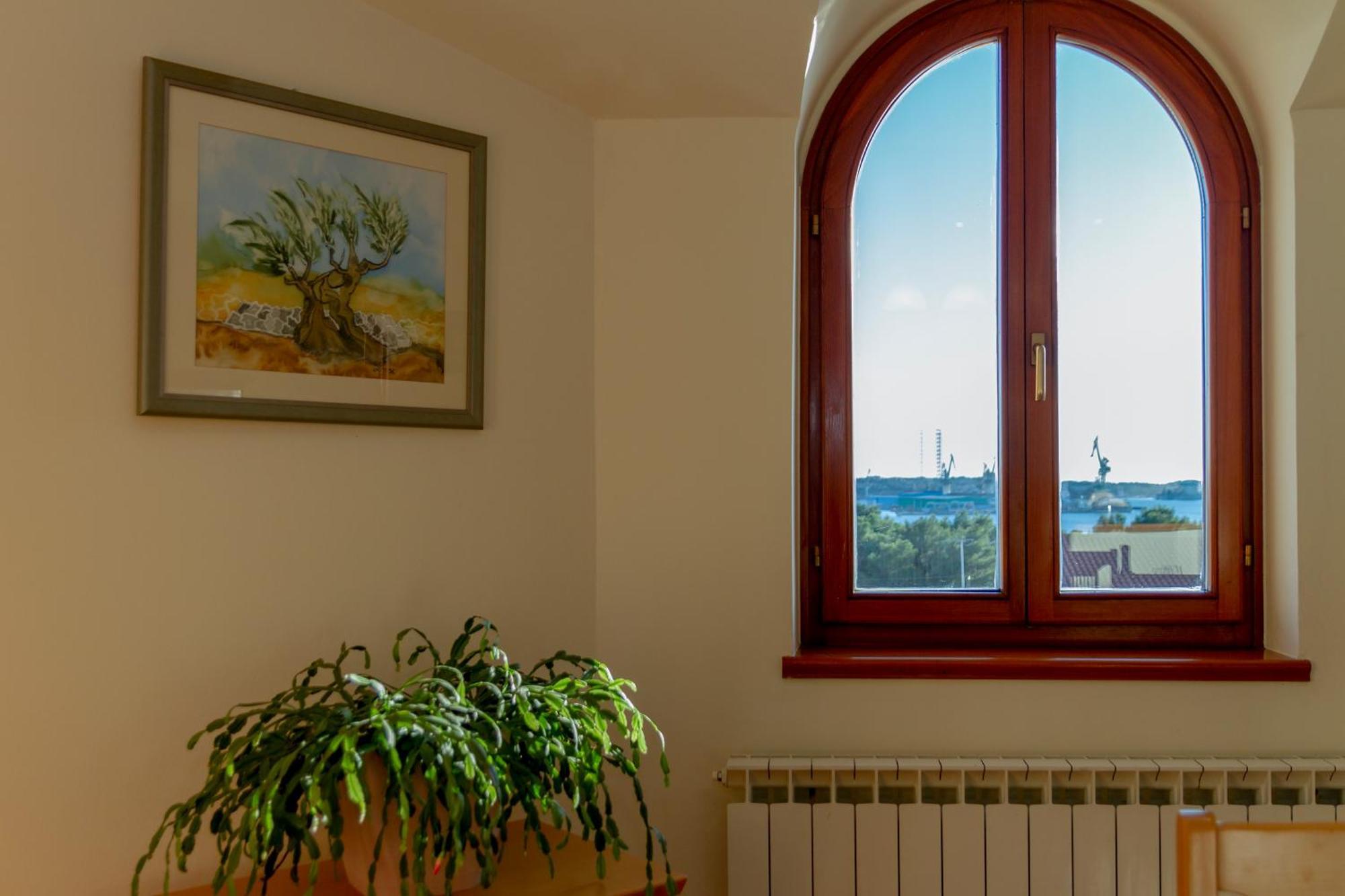 Apartman Mirjan Pula Exterior foto